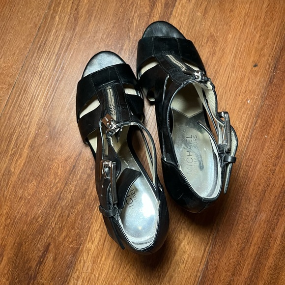 Michael Kors Heels - Picture 3 of 4